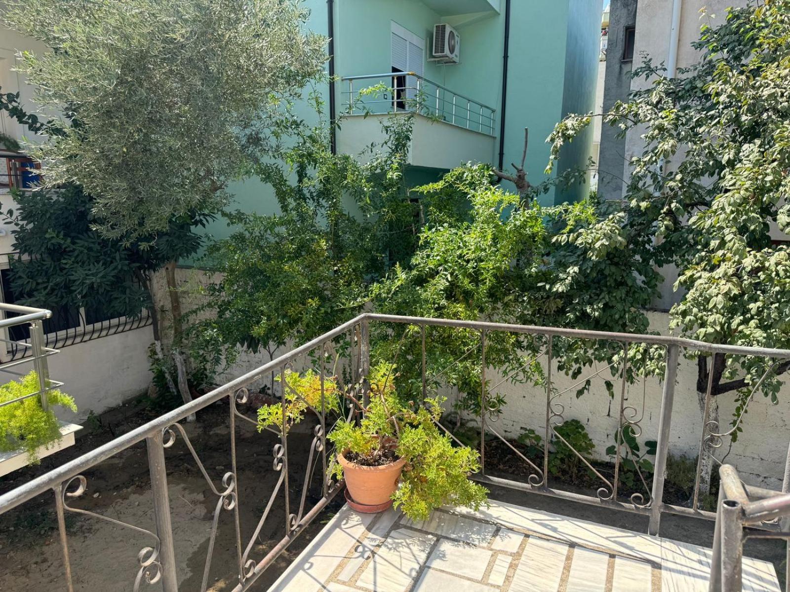 فندق Ibras House دراس المظهر الخارجي الصورة
